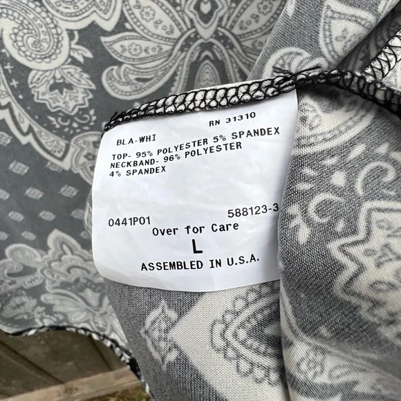 ALYX L sleeveless black & white polyester and spandex blouse top - Picture 7 of 11